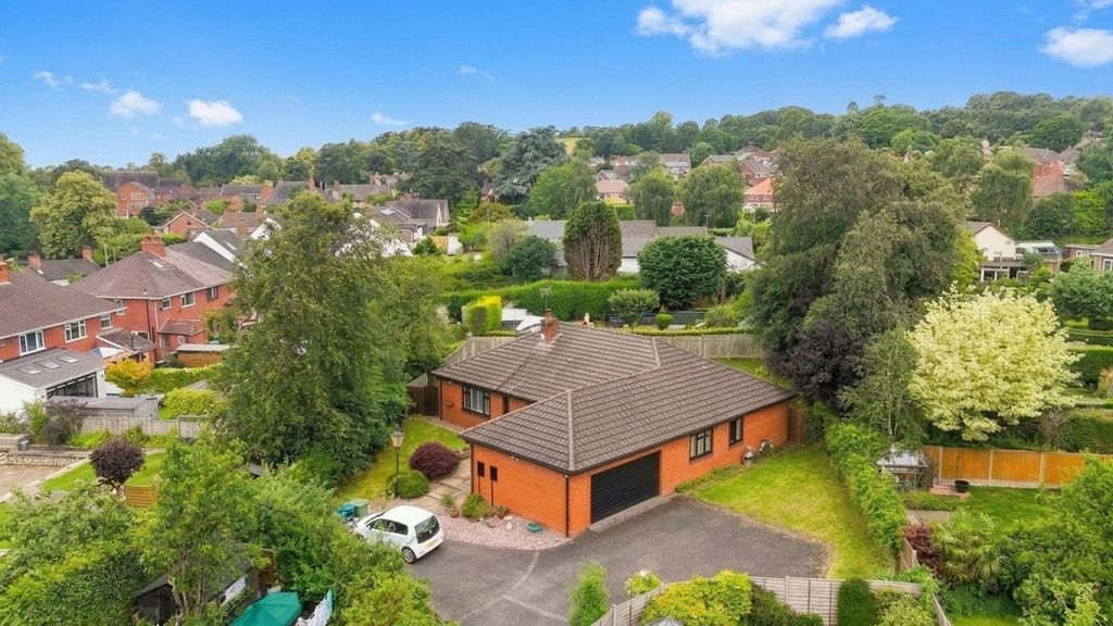 Property photo 1 of 30
