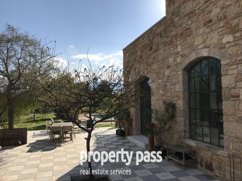 Property photo 1 of 25