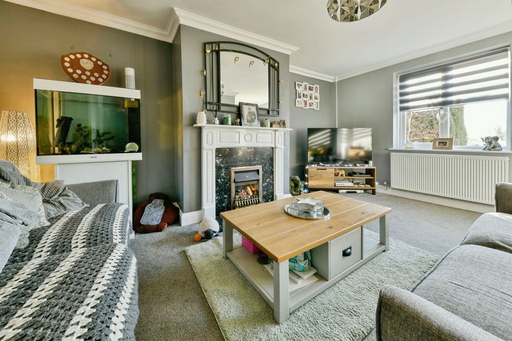 Property photo 2 of 20