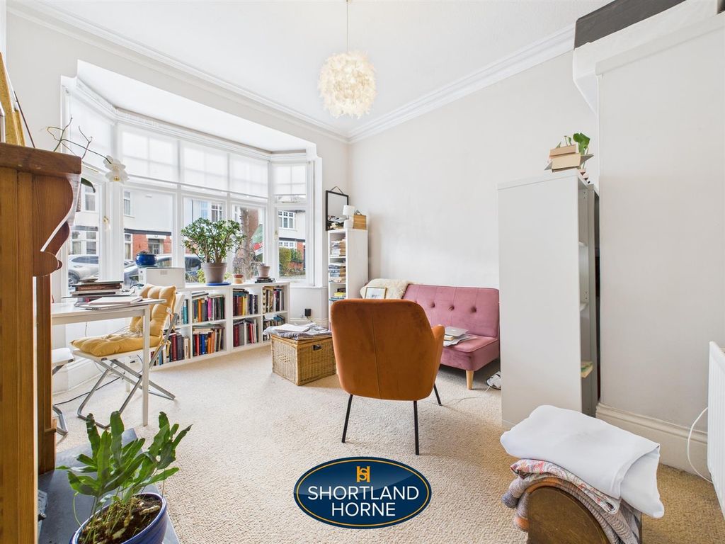 Property photo 2 of 15 Cam04377G0-Pr0072-Still001.Jpg