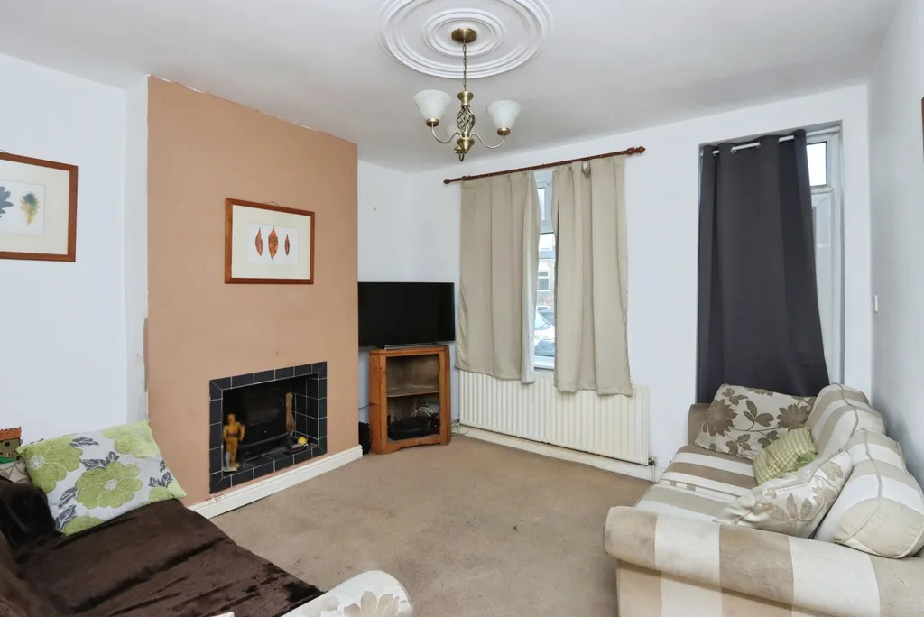 Cliffefield Road, Sheffield, South Yorkshire S8 – pohled 6