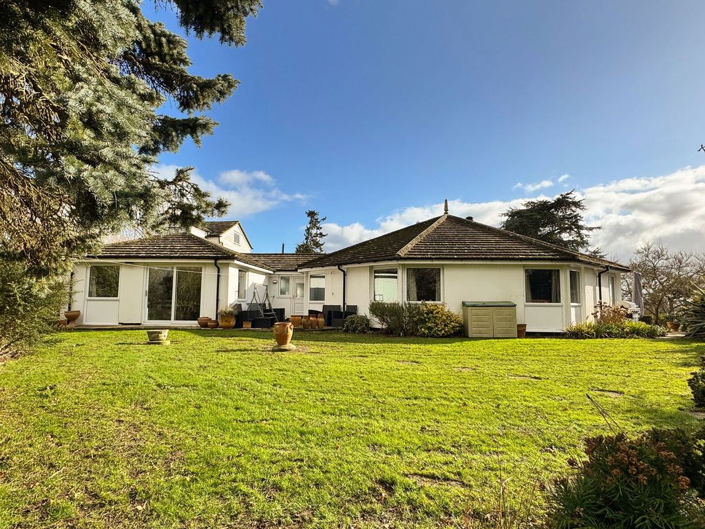 Property photo 1 of 24