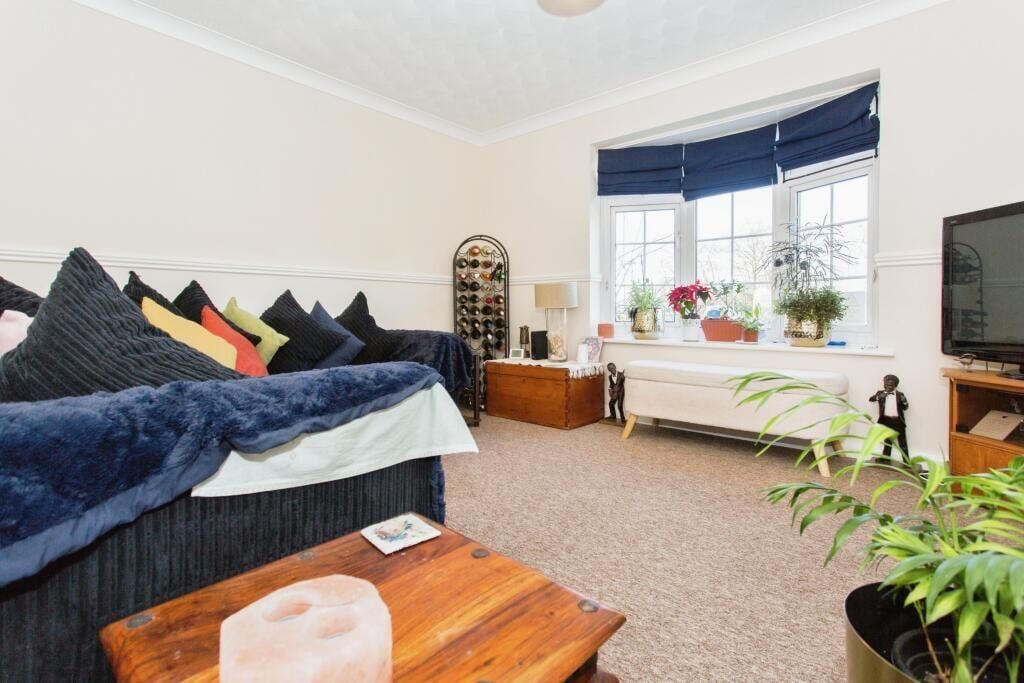 Property photo 3 of 21