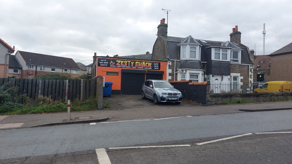 Property photo 1 of 7 Photo 13