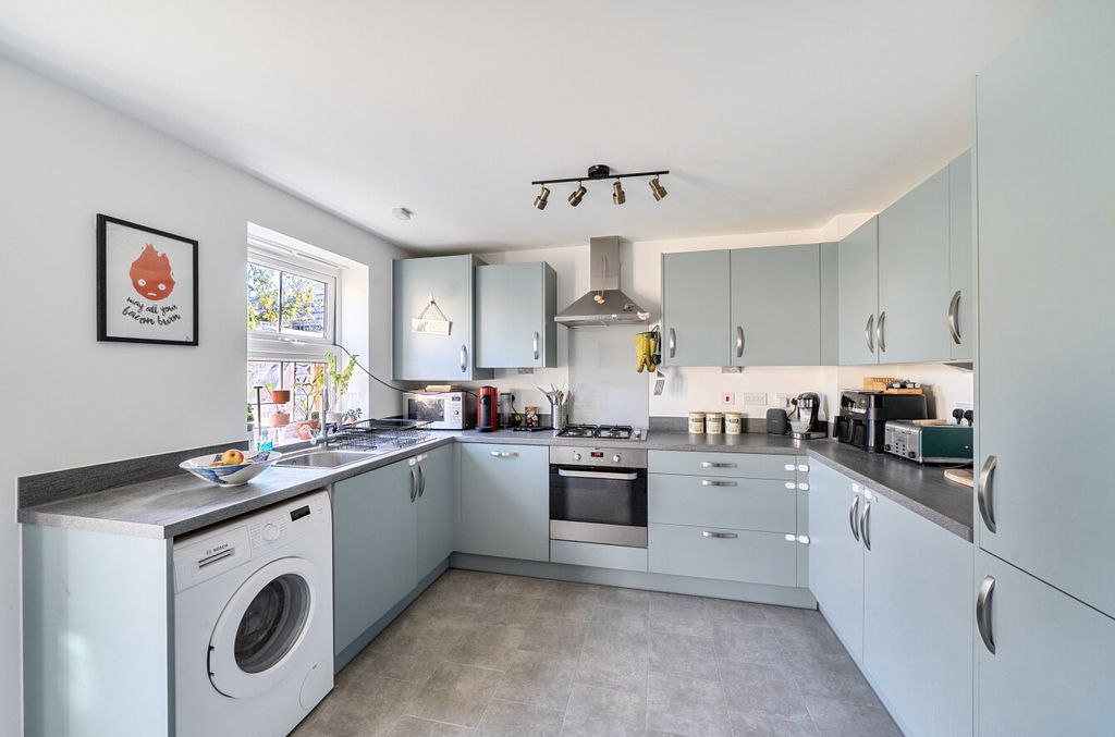 Property photo 3 of 15 Kitchen/Diner