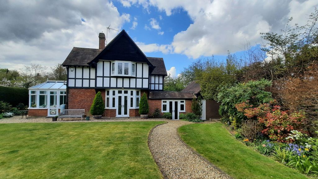 Property photo 1 of 53