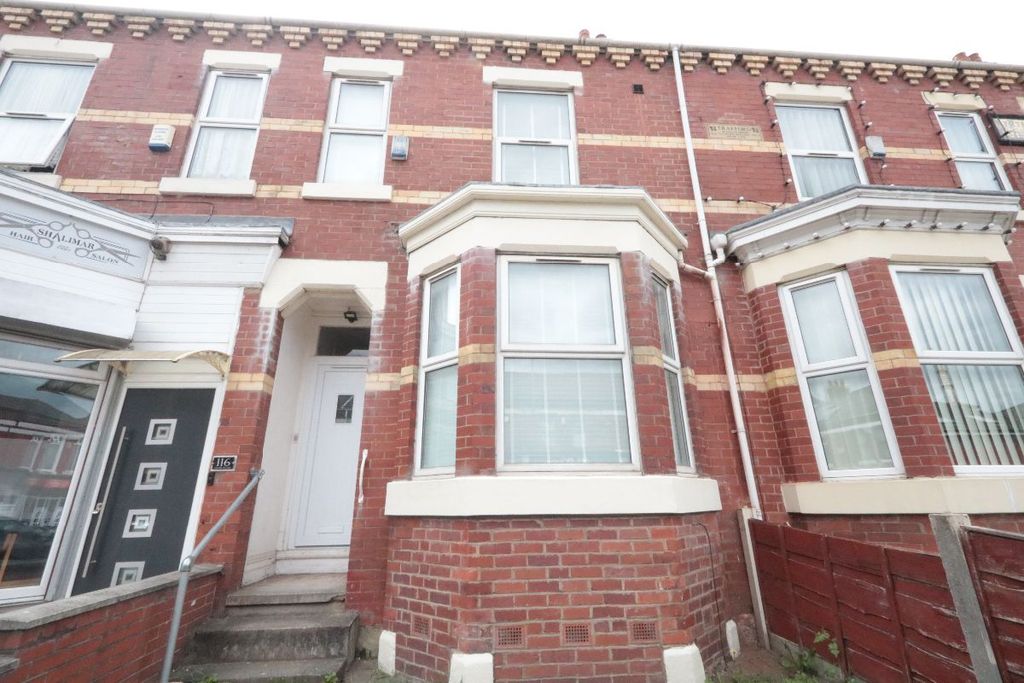 Property photo 1 of 23
