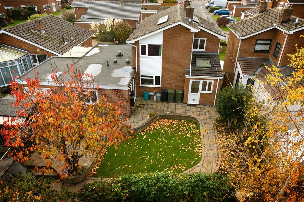 Property photo 2 of 41 Garden