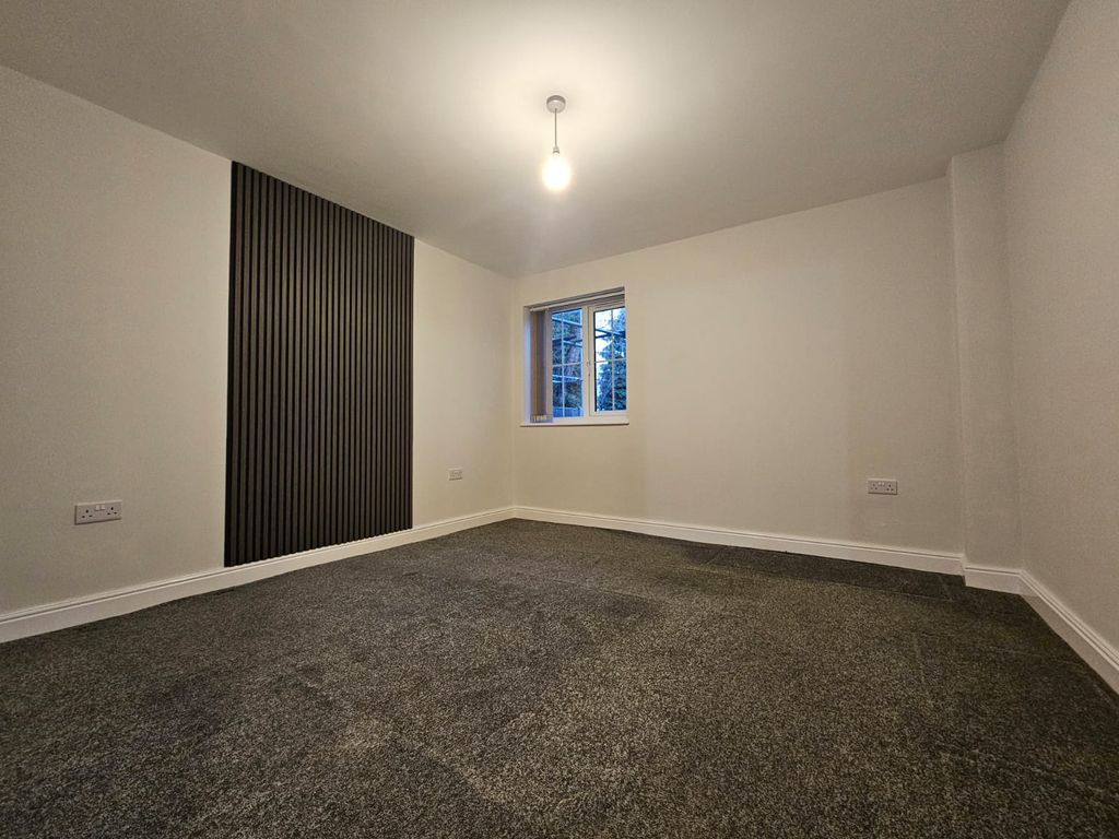 Property photo 3 of 20 Front