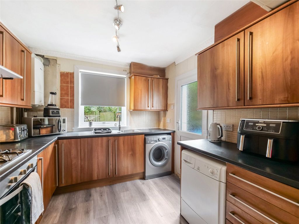 Property photo 3 of 21 Picture No. 08