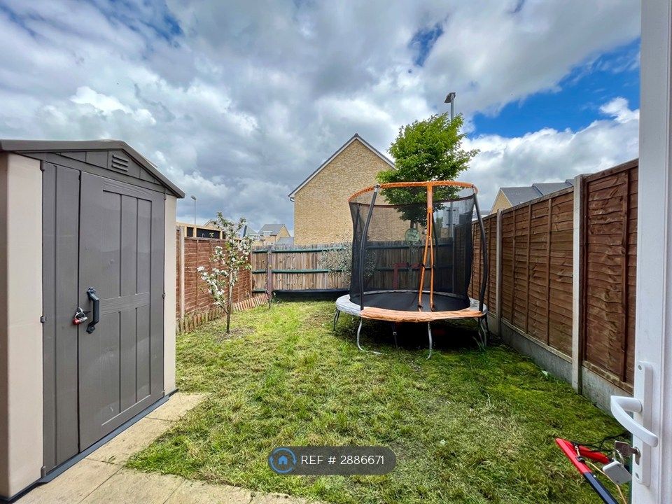 Property photo 1 of 12 Rear Garden