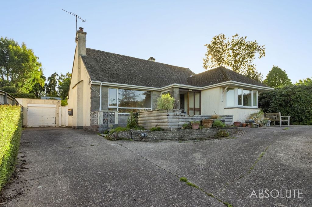 Property photo 3 of 26