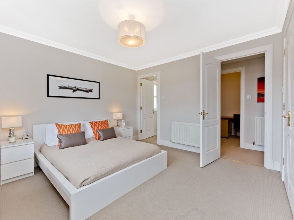 Property photo 3 of 5 Photo 3