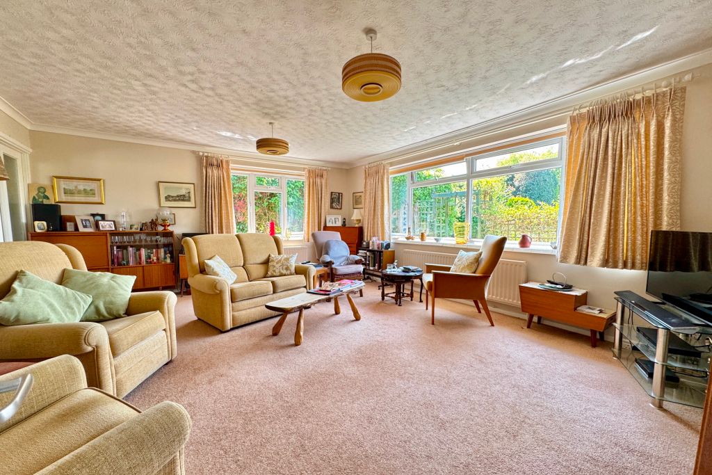 Property photo 3 of 16