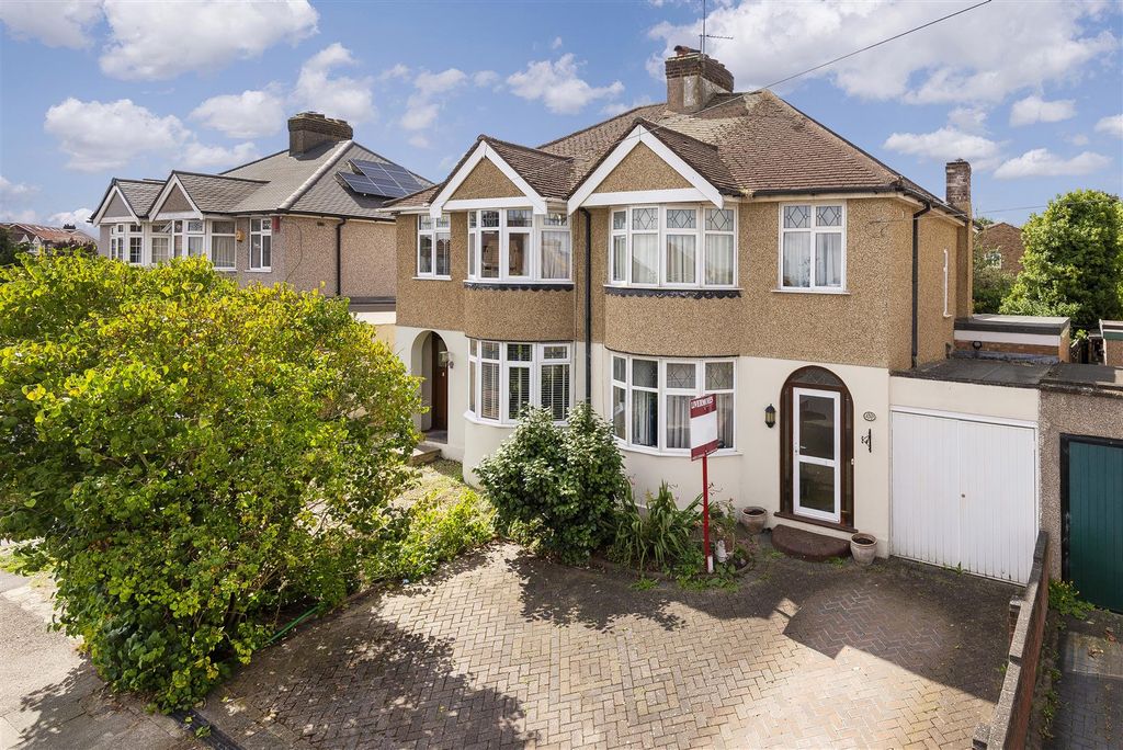 Property photo 1 of 29 155 Chastillion Rd, Da1 3Lw 003.Jpg