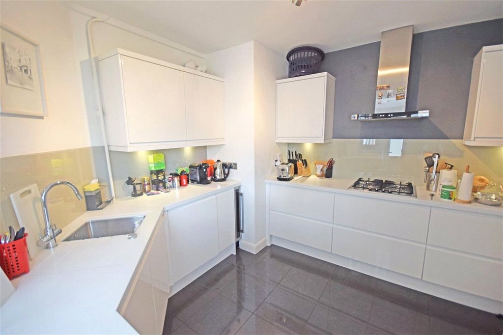 Property photo 3 of 9 Picture No. 04