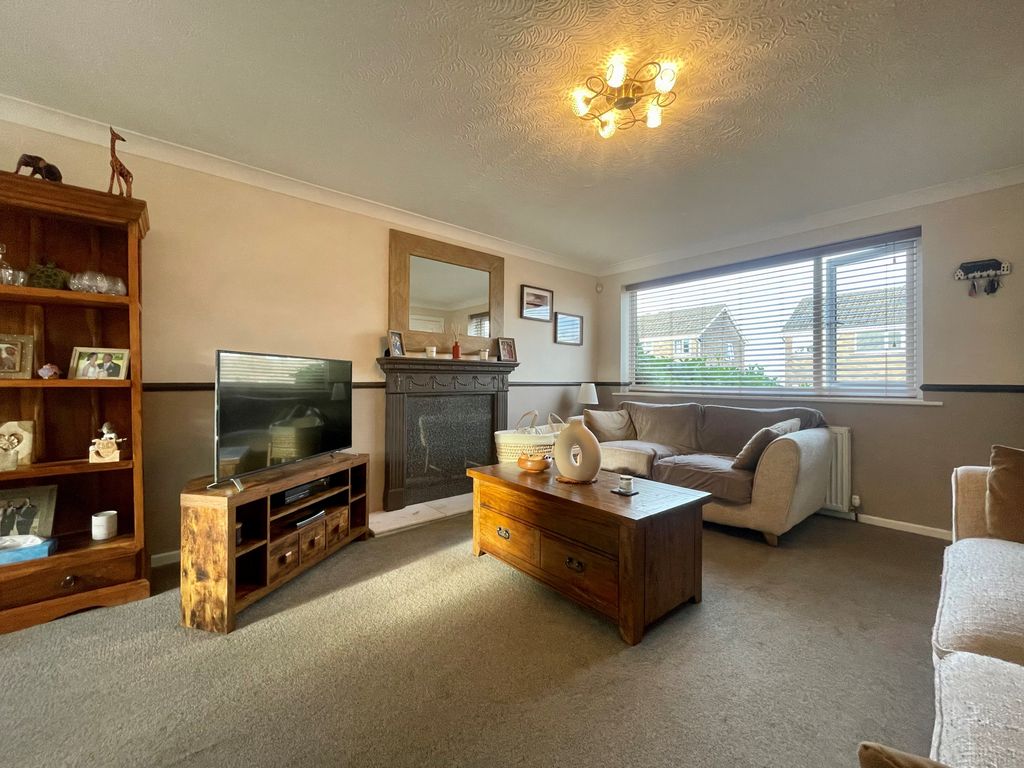 Property photo 2 of 13 Image