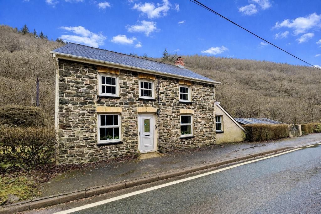 Property photo 1 of 27