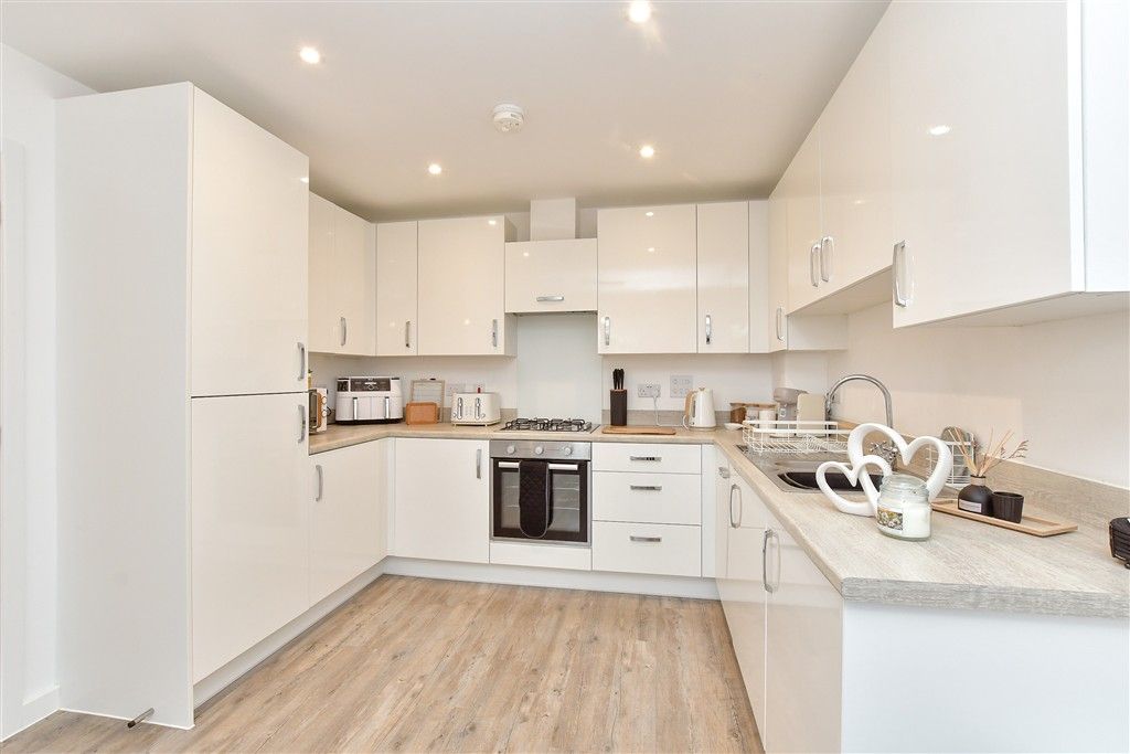 Property photo 2 of 15 Kitchen/Diner