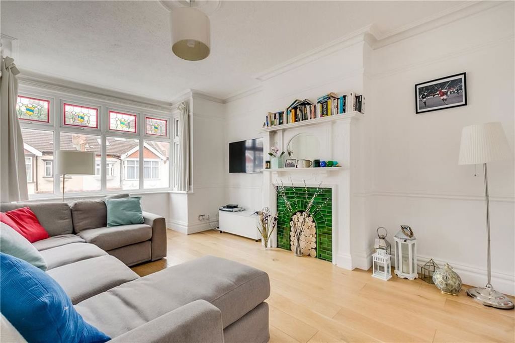 Property photo 2 of 8