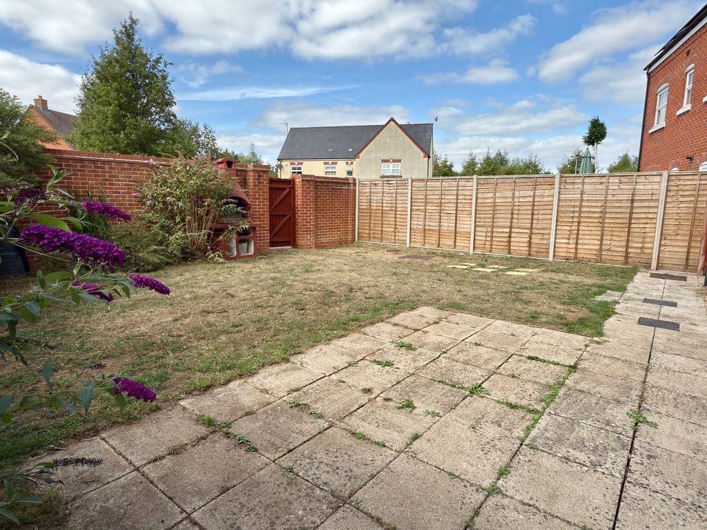 Property photo 2 of 13