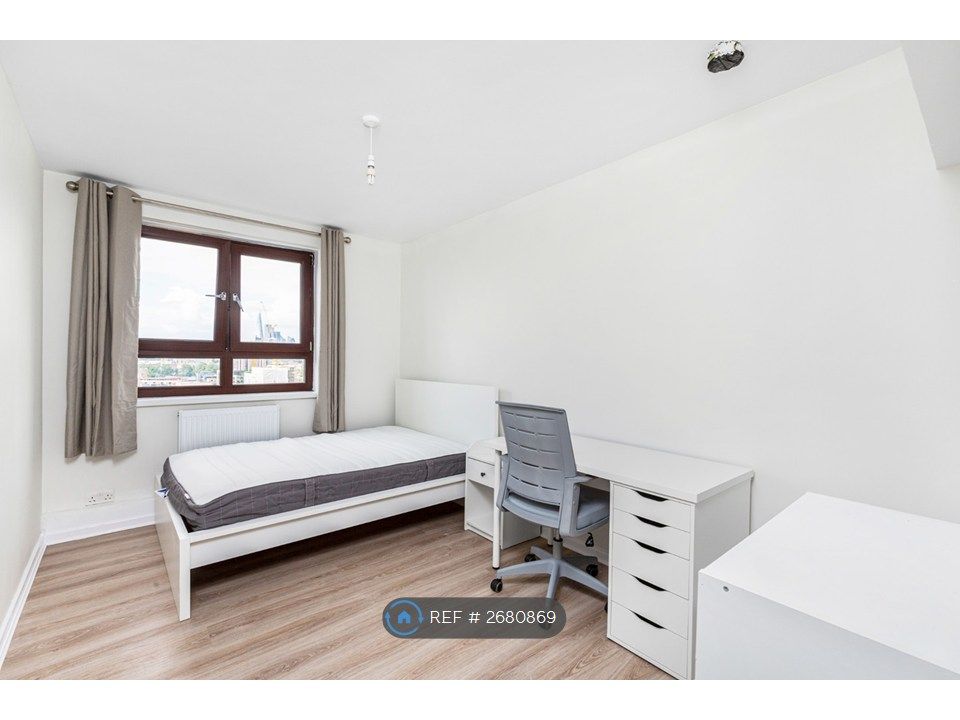 Property photo 2 of 9 Bedroom 1 (Available 1st June)