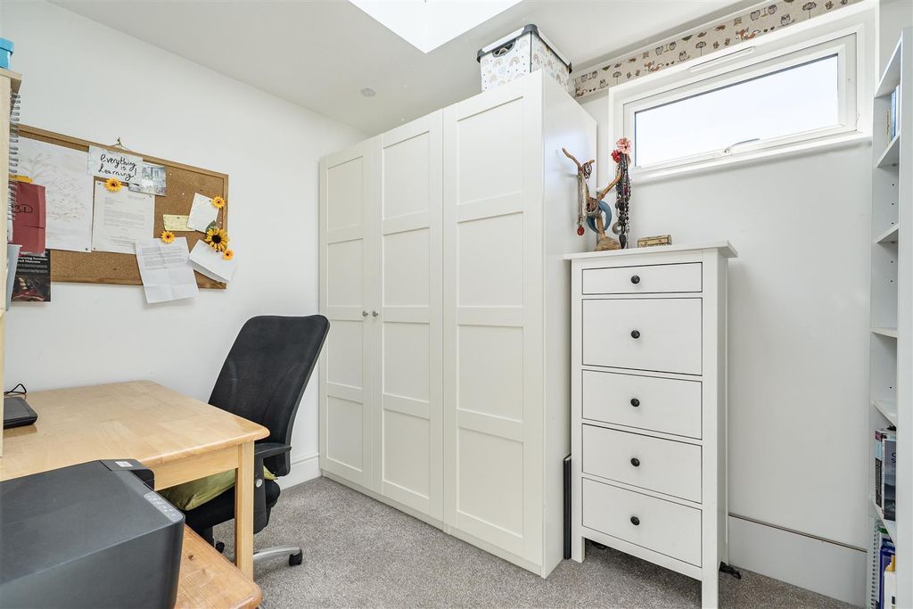 Additional image 19 of 5 bed semi-detached house for saleTonbridge Road, Maidstone ME16
