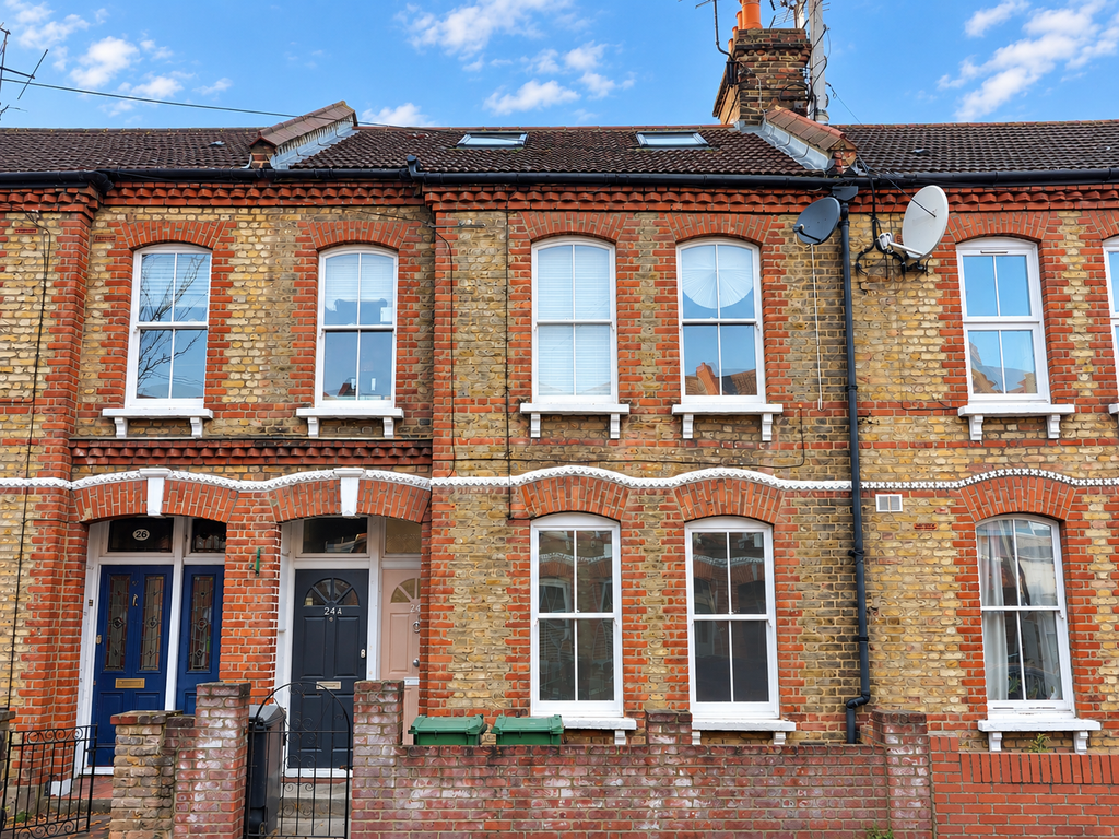 Property photo 1 of 7