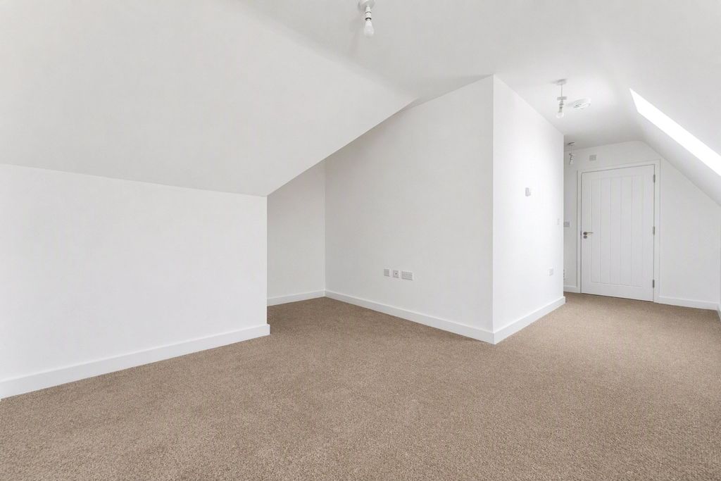 Property photo 3 of 15 Picture No. 51