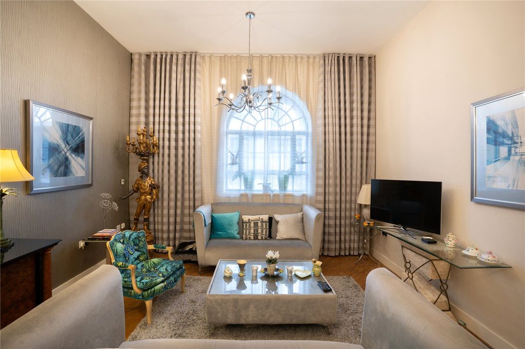 Property photo 2 of 14 Picture No. 06