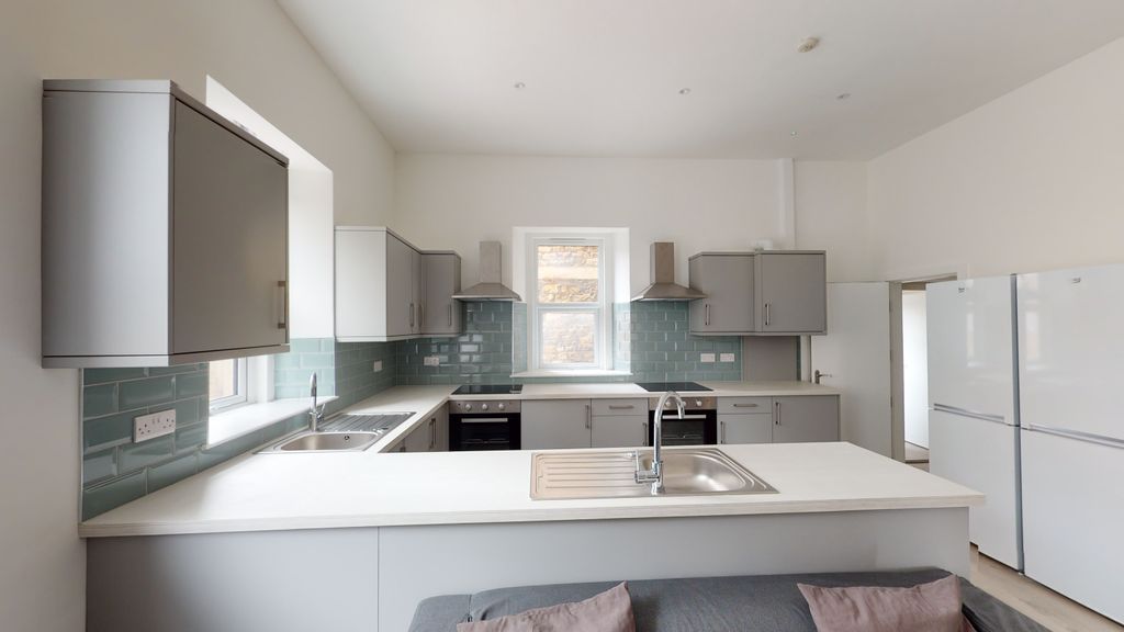Property photo 1 of 9 104B-Pembroke-Road-0