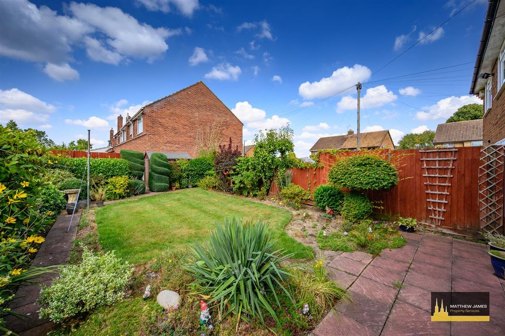 Property photo 3 of 25 Rear Garden