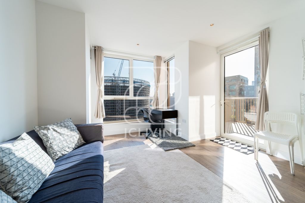 Property photo 2 of 12 Dsc06334-Hdr