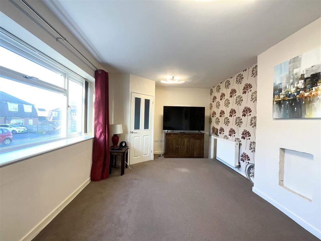 Property photo 3 of 11 Img_3444.Jpg