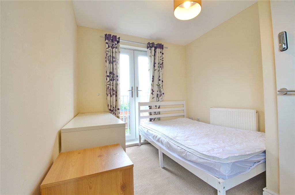Property photo 2 of 7 Picture No. 06