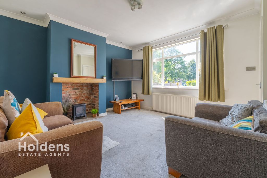 Property photo 2 of 16