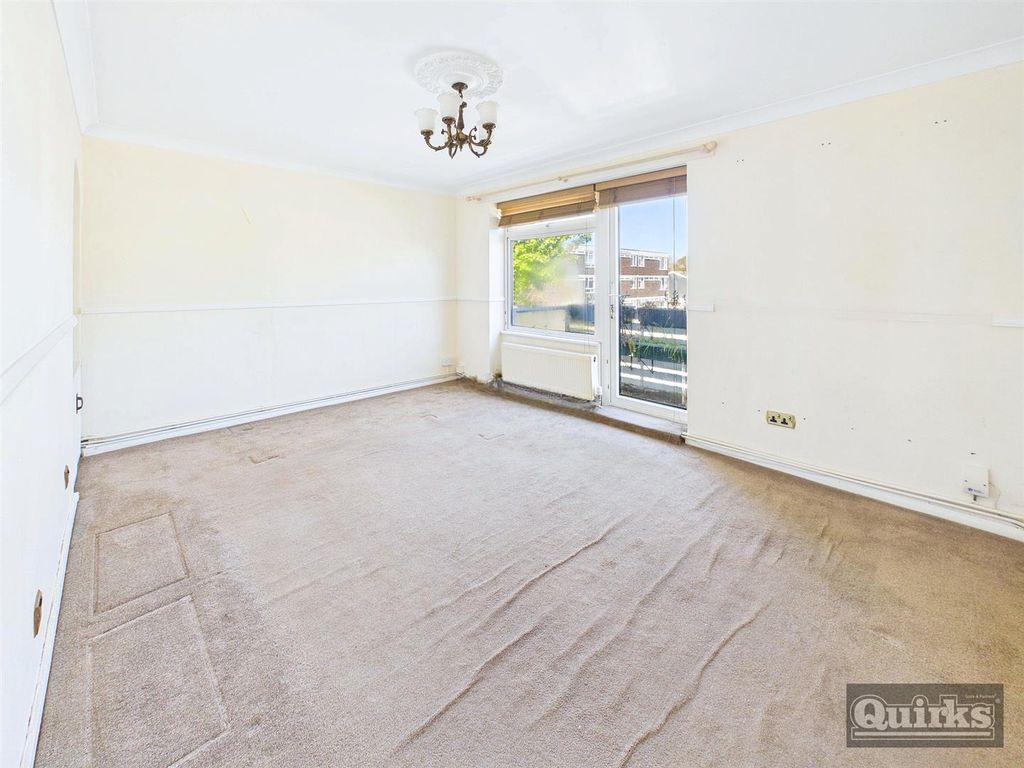 Property photo 2 of 7 Cam02342G0-Pr0173-Still004.Jpg