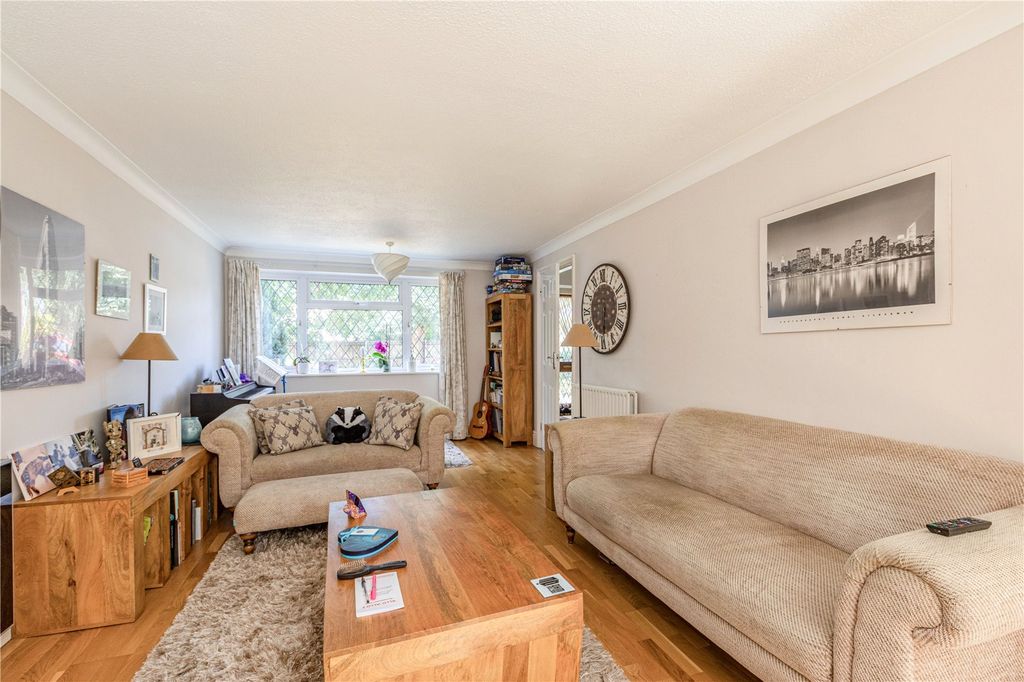 Property photo 3 of 25 Reception