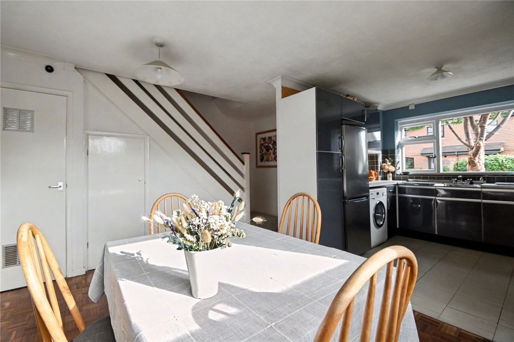 Property photo 2 of 25 Picture No. 18