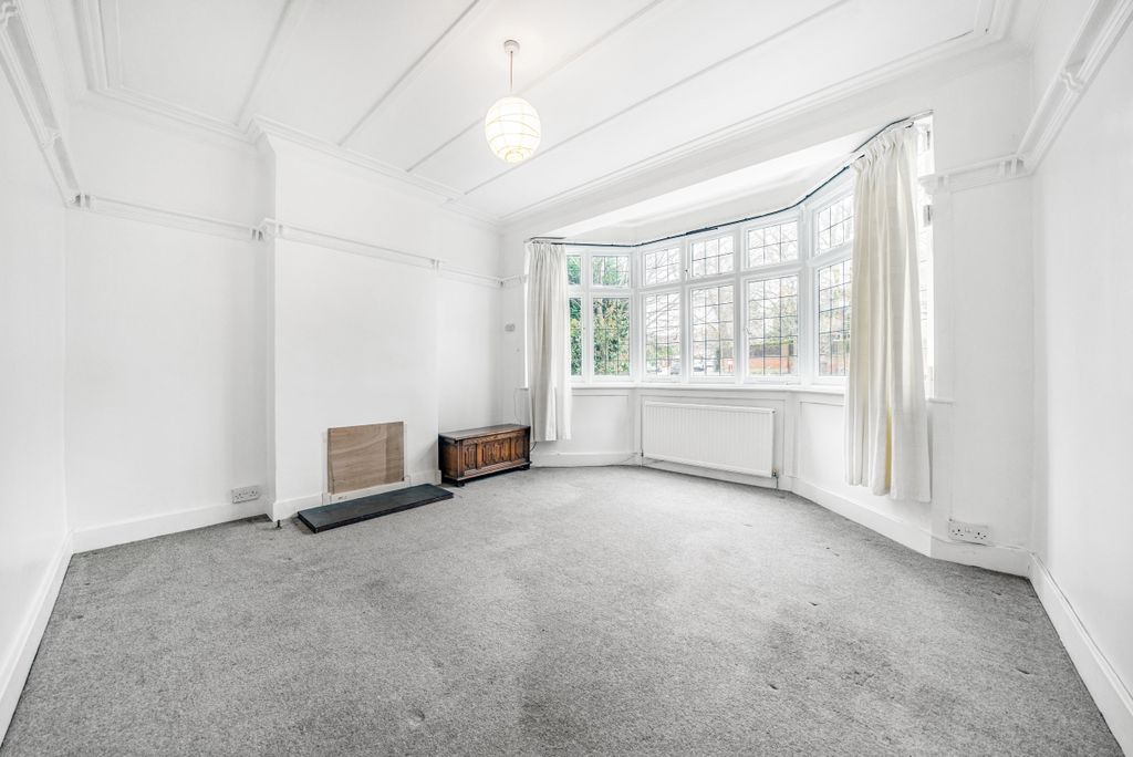 Property photo 2 of 7 1088013 (2)