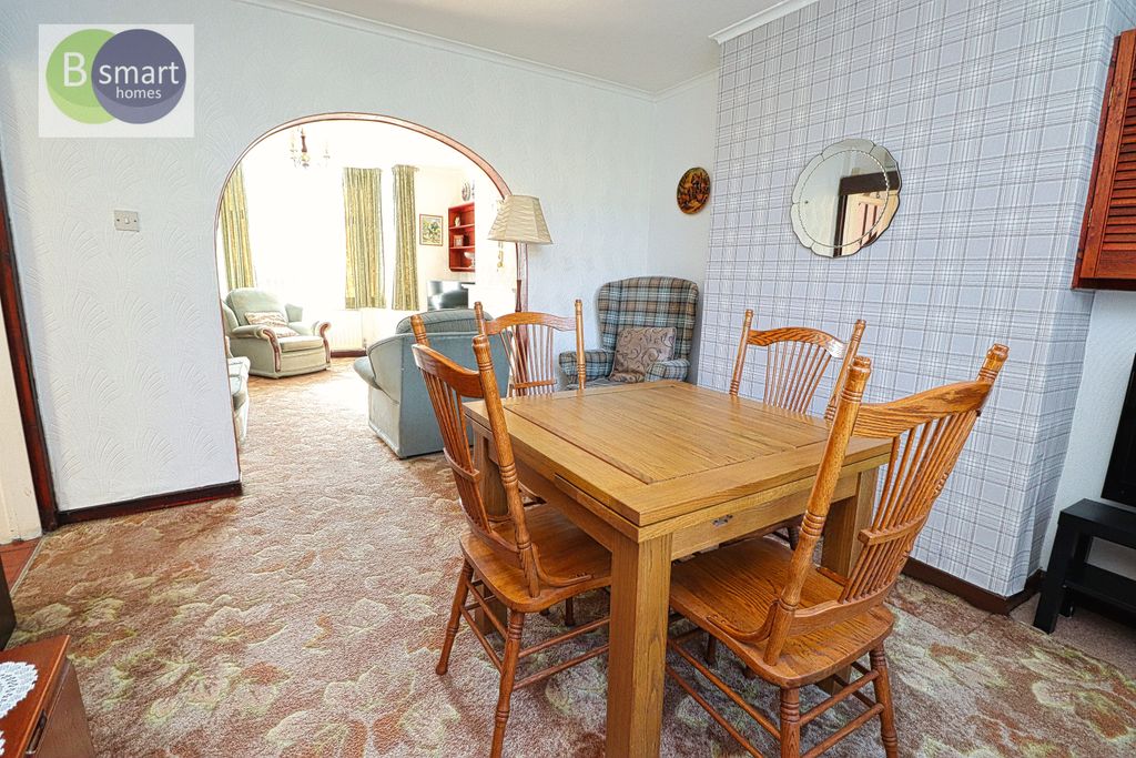 Property photo 3 of 16 Img_2541