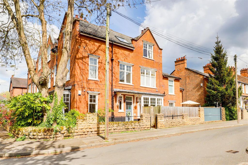 Property photo 1 of 29 6101.Jpg