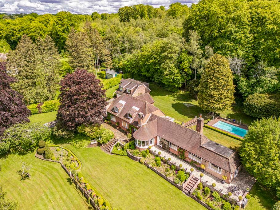 Property photo 1 of 19