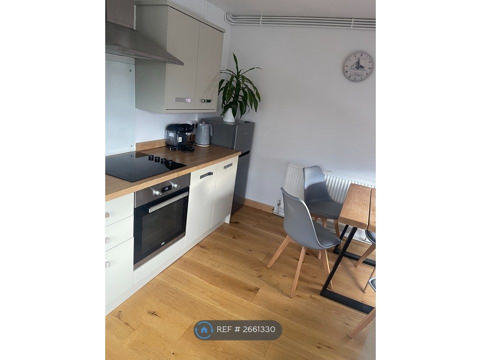 Property photo 1 of 12 Kitchen