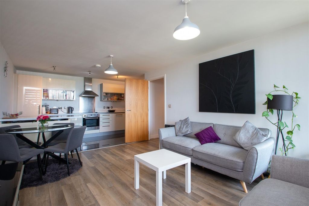 Property photo 1 of 18 36Top_6.Jpg