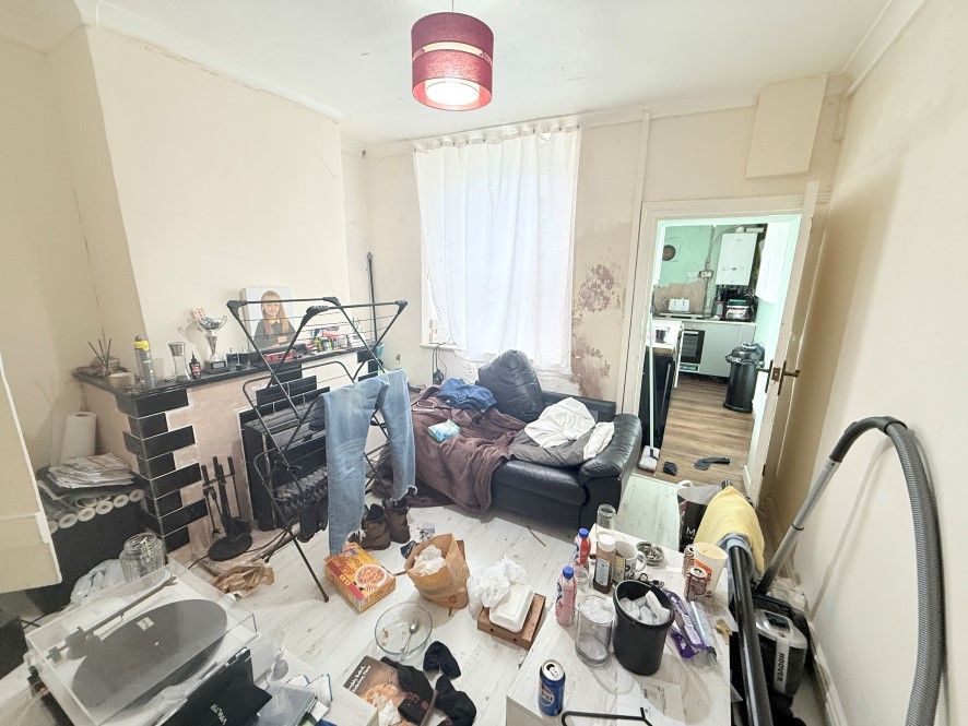 Property photo 3 of 7