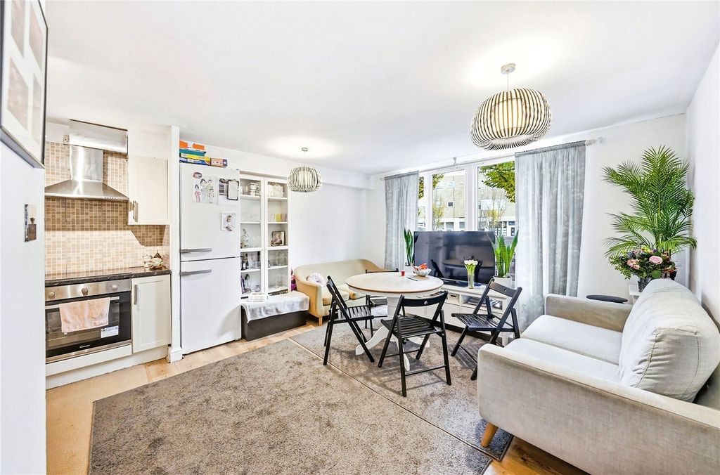 Property photo 1 of 10 Picture No. 32