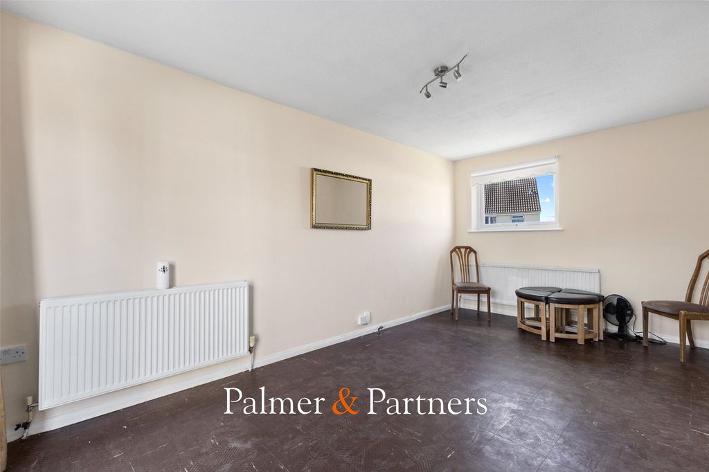 Property photo 3 of 12 Picture No. 14