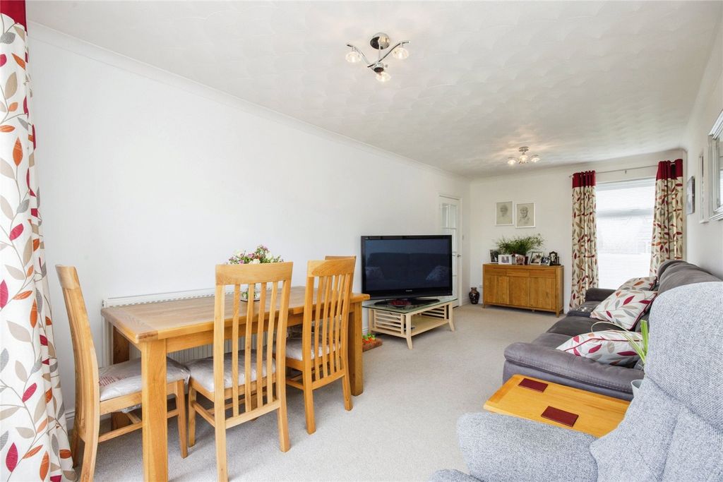 Property photo 3 of 17 Photography