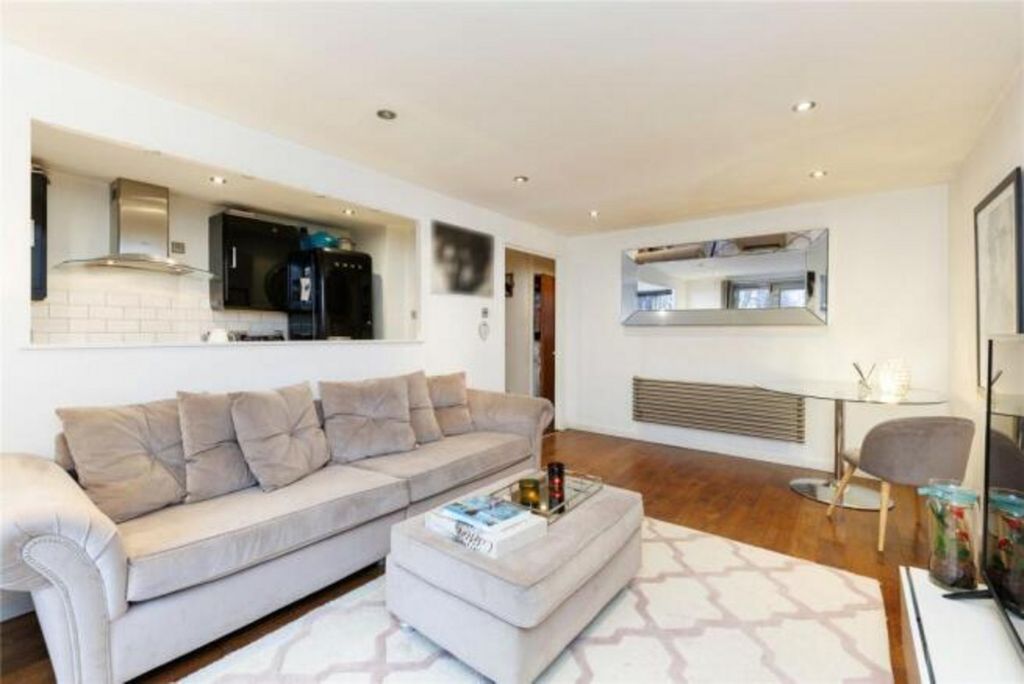 Property photo 3 of 11
